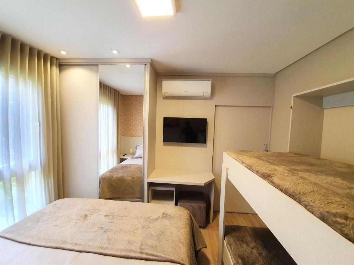 Apto Luxo 250m R. Coberta | 2 | Mobiliado
