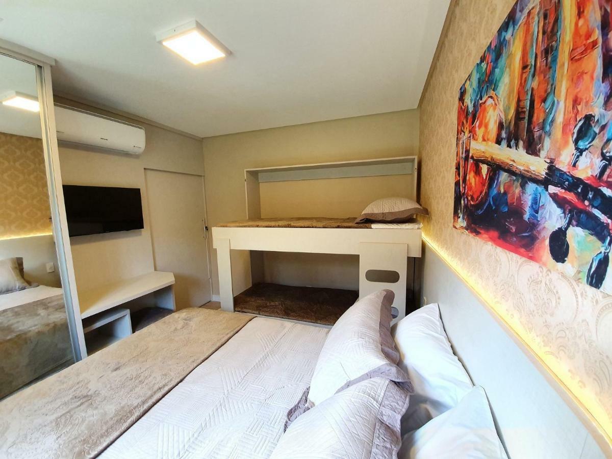 Apto Luxo 250m R. Coberta | 2 | Mobiliado * Gramado