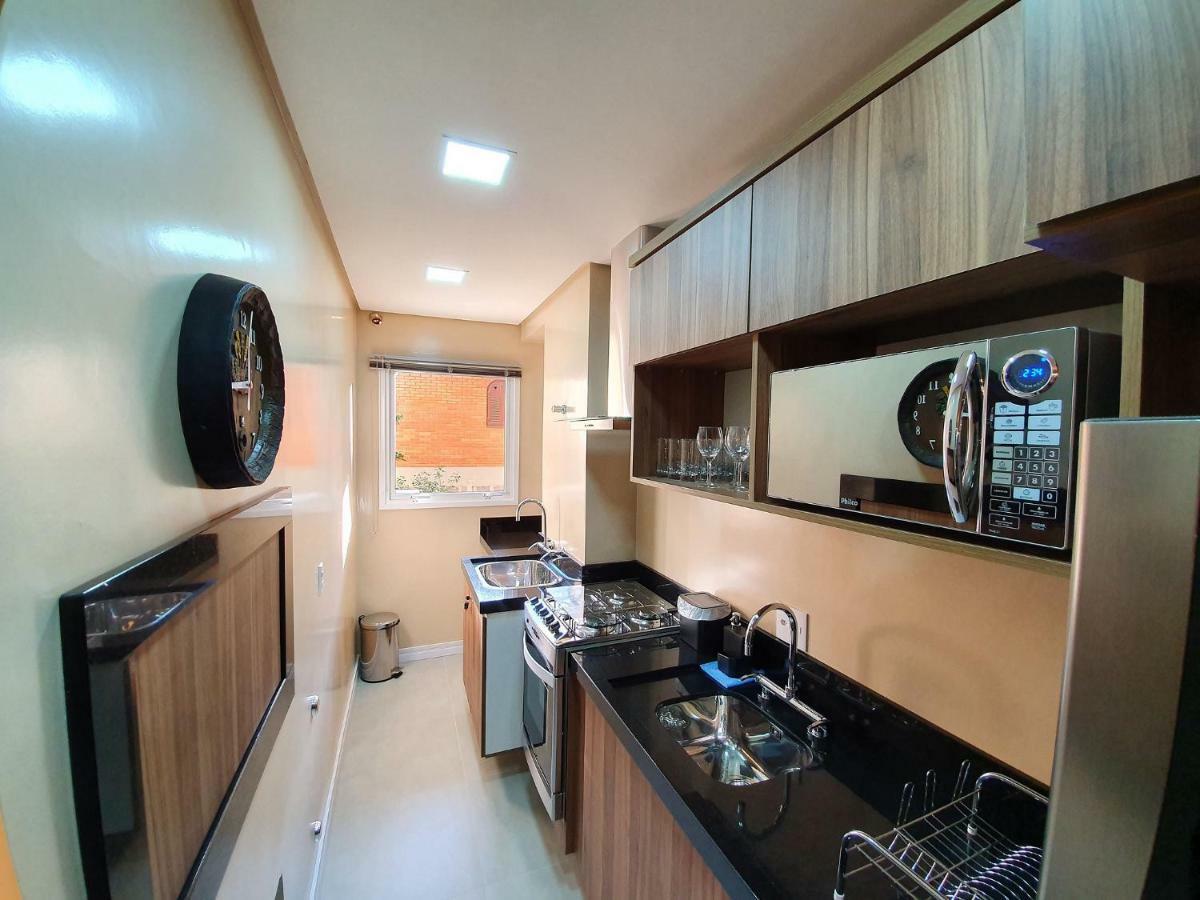 Apto Luxo 250m R. Coberta | 2 | Mobiliado