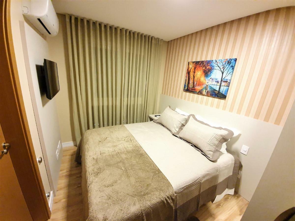 Apto Luxo 250m R. Coberta | 2 | Mobiliado *